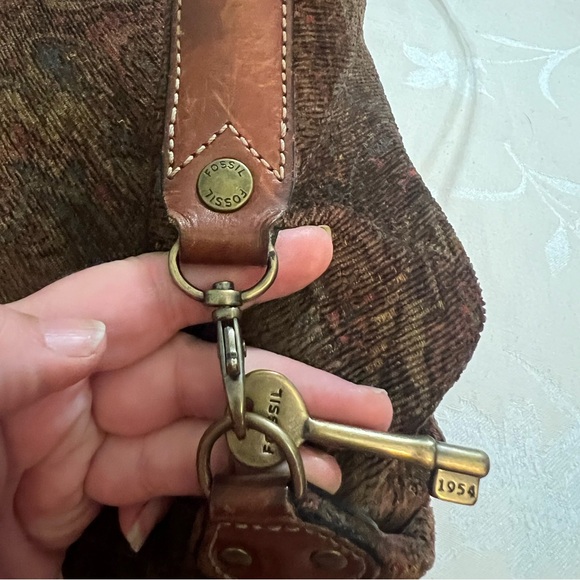 Fossil Issued by 1954 #75082 Crossbody Hobo Bag Brown & Black Womens - Picture 4 of 7